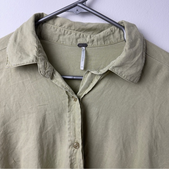 Young Fabulous & Broke Linen Blend Twist Button Down | Sage Green M - Picture 2 of 6